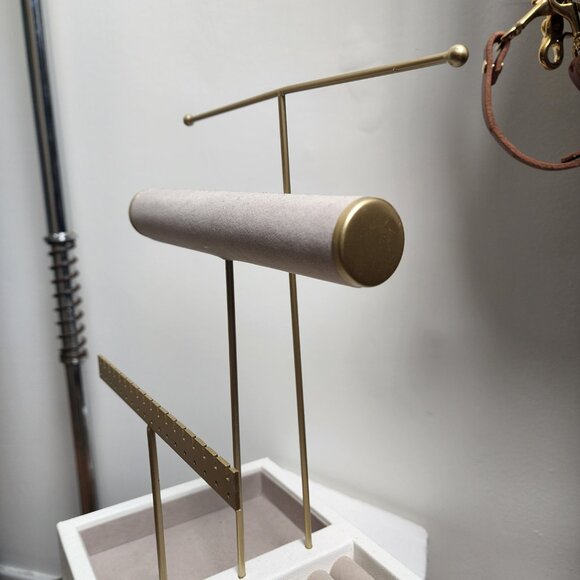 Leather Jewelry Organizer White Brass - Picture 2 of 3